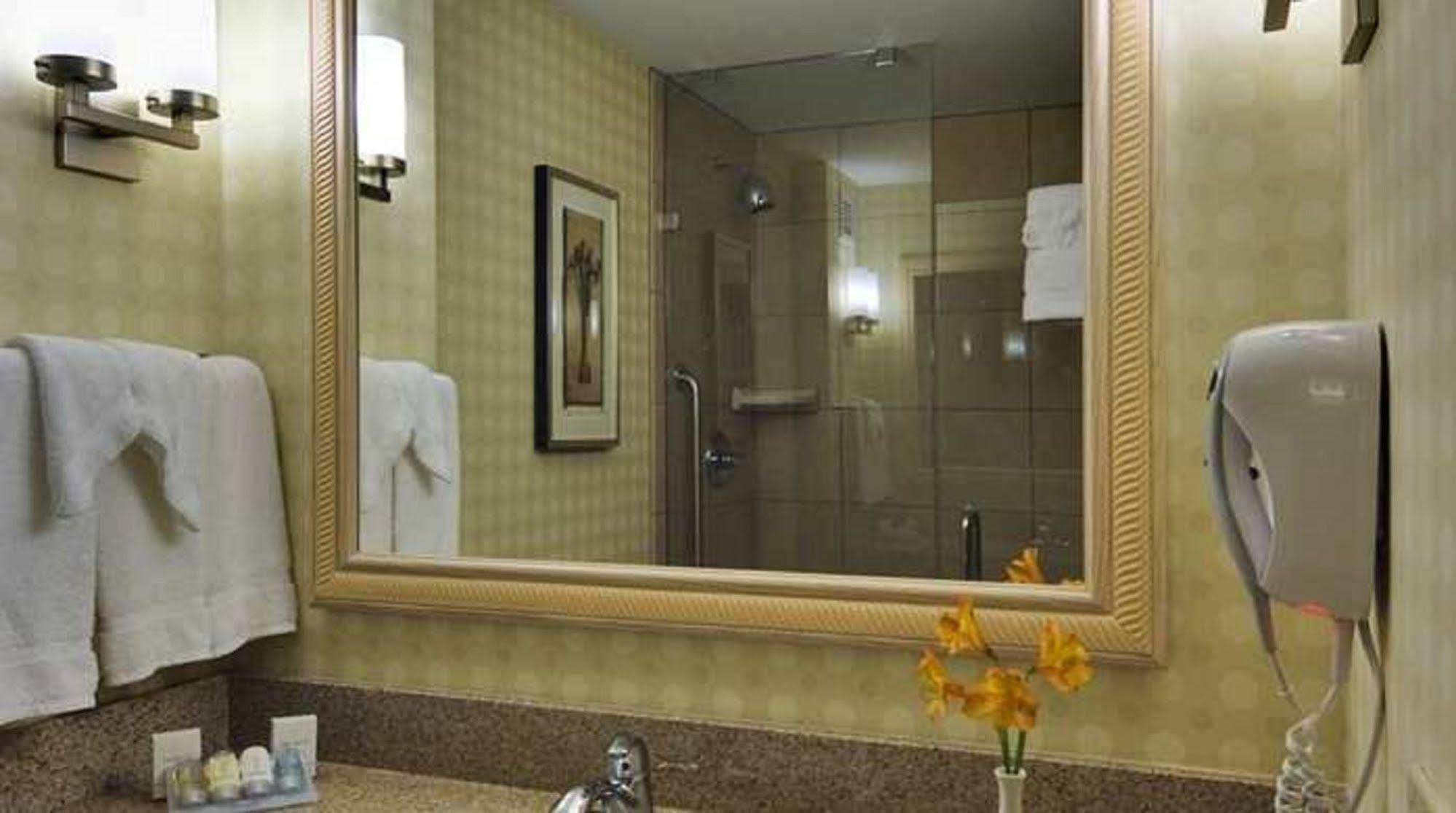 Hilton Garden Forest Mettawa Lake Forest