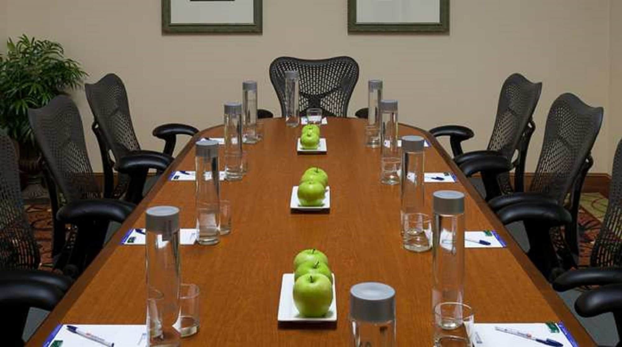 Hilton Garden Forest Mettawa Hotel Lake Forest